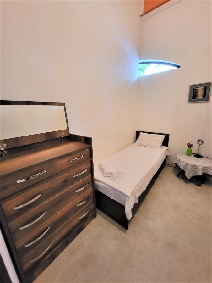 Hostel Near The Square Tbilisi Luaran gambar