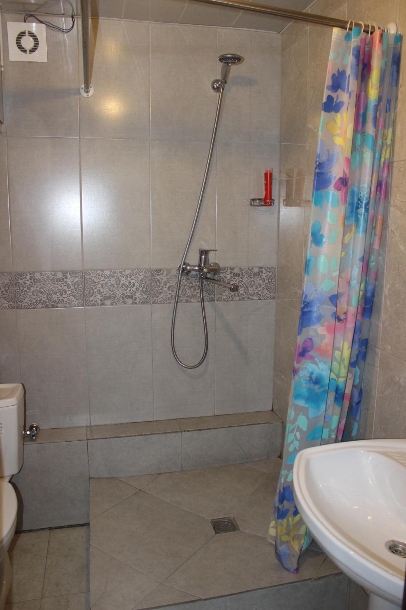 Hostel Near The Square Tbilisi Luaran gambar