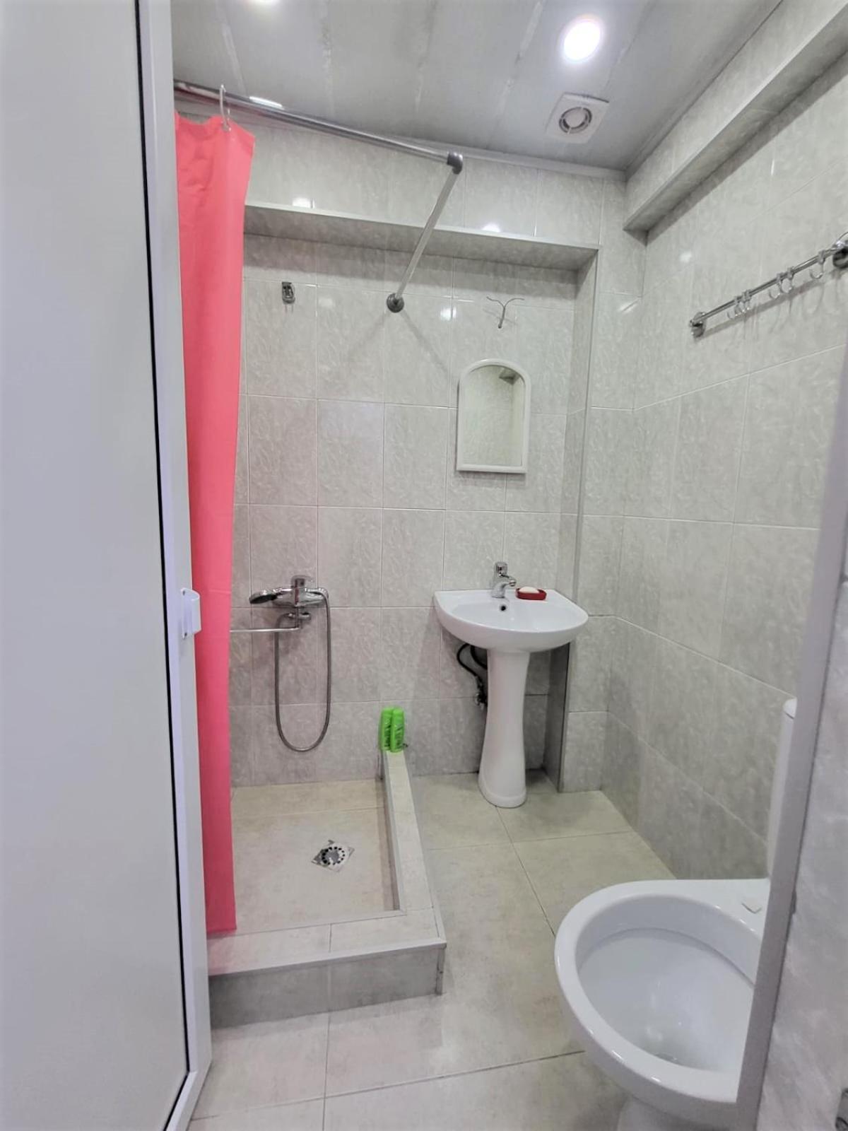 Hostel Near The Square Tbilisi Luaran gambar
