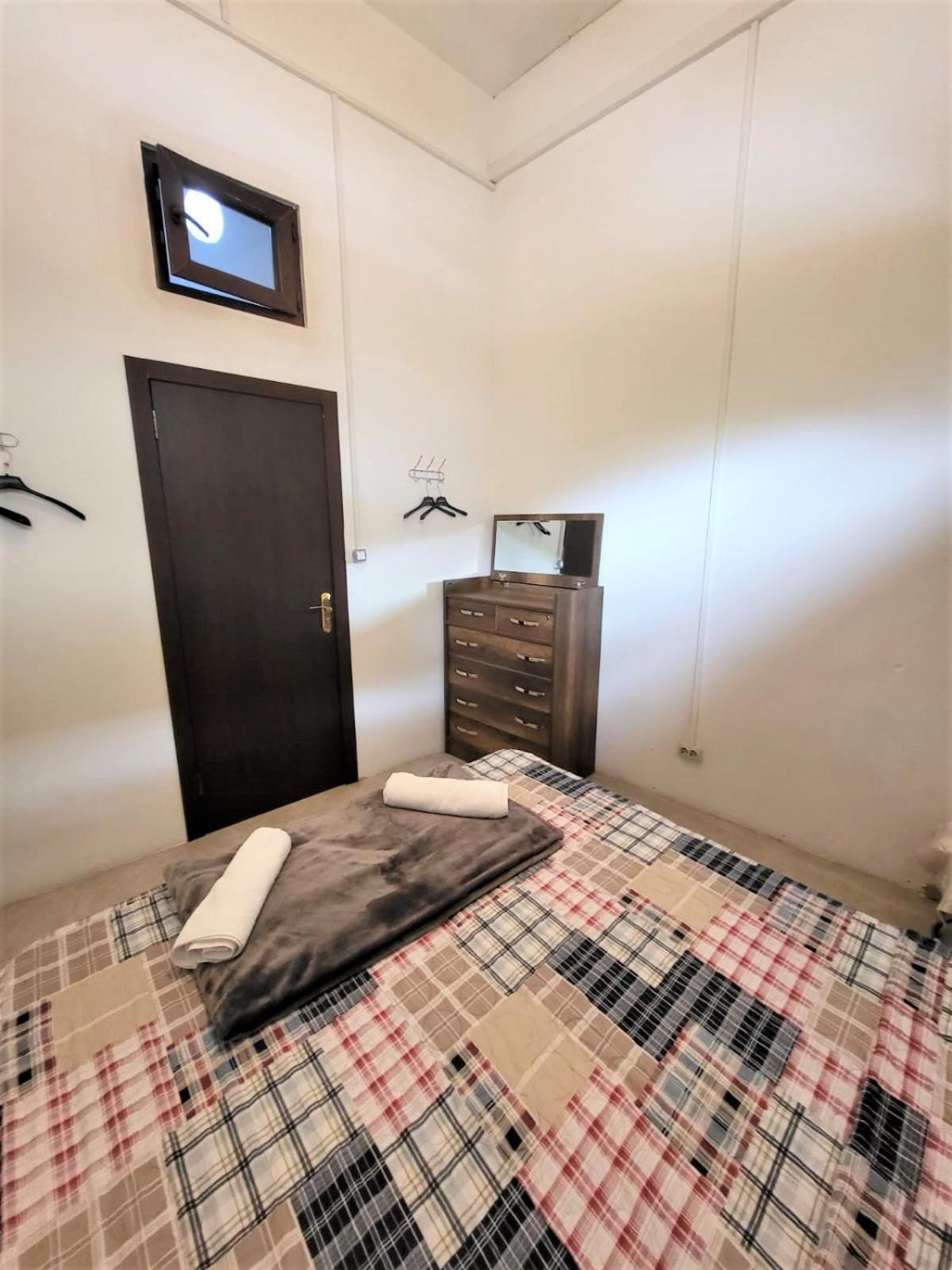 Hostel Near The Square Tbilisi Luaran gambar