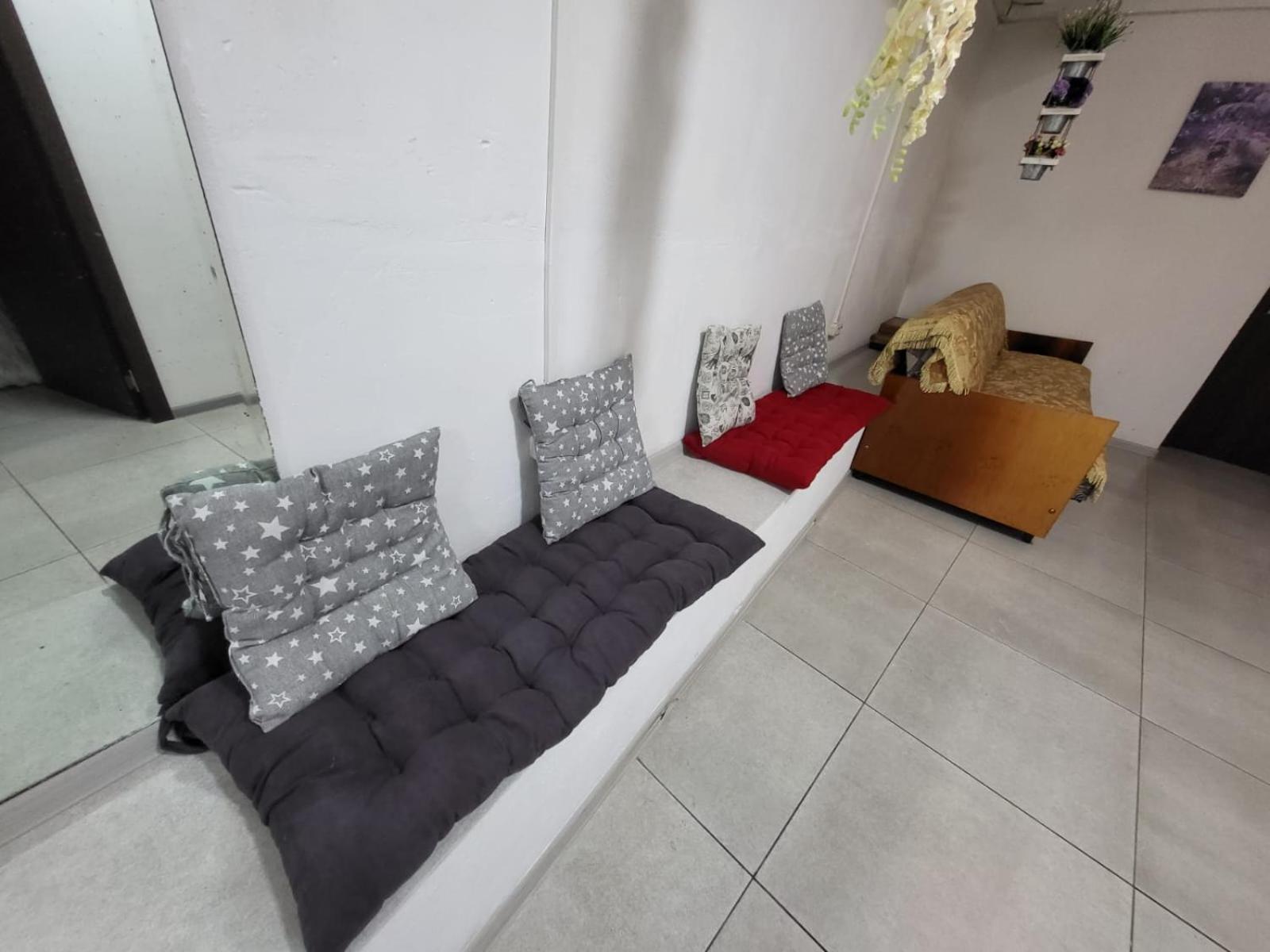 Hostel Near The Square Tbilisi Luaran gambar