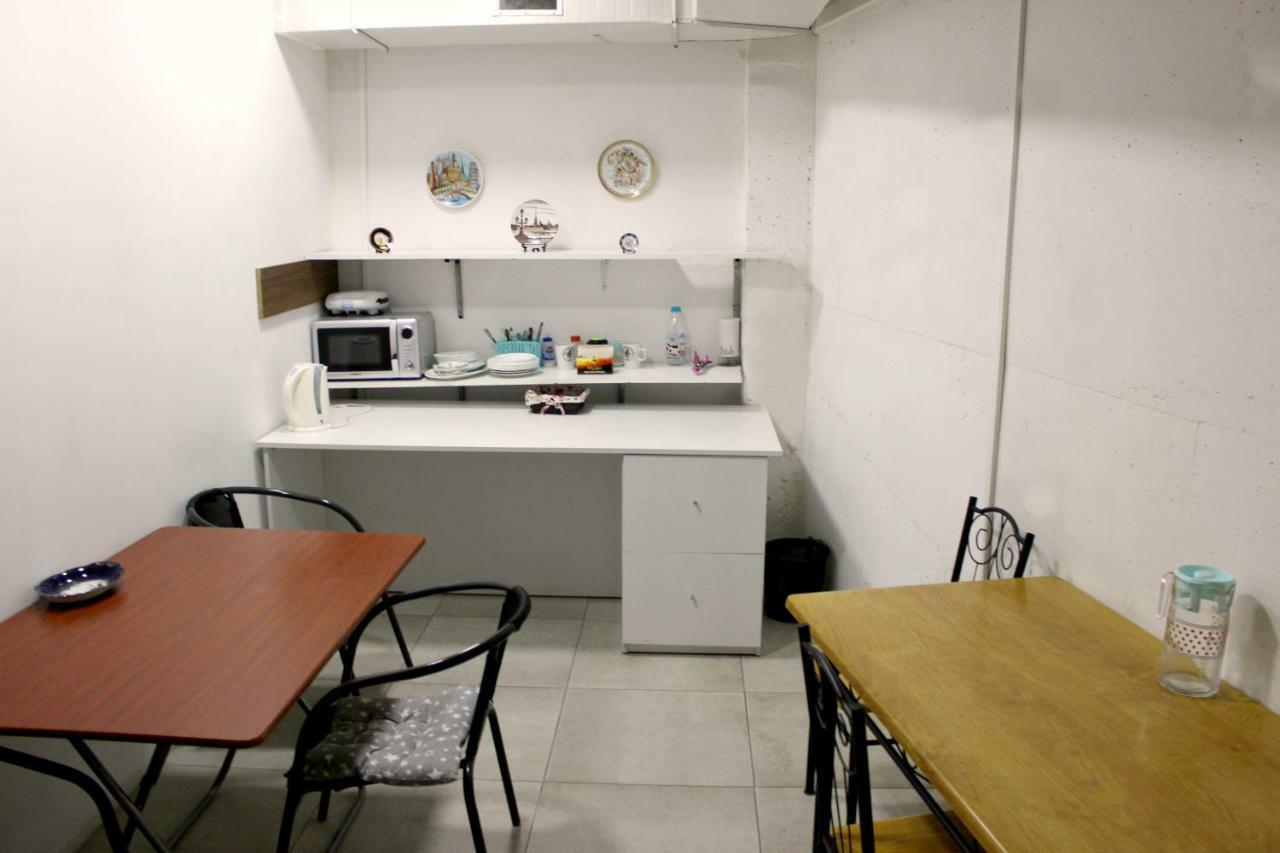 Hostel Near The Square Tbilisi Luaran gambar